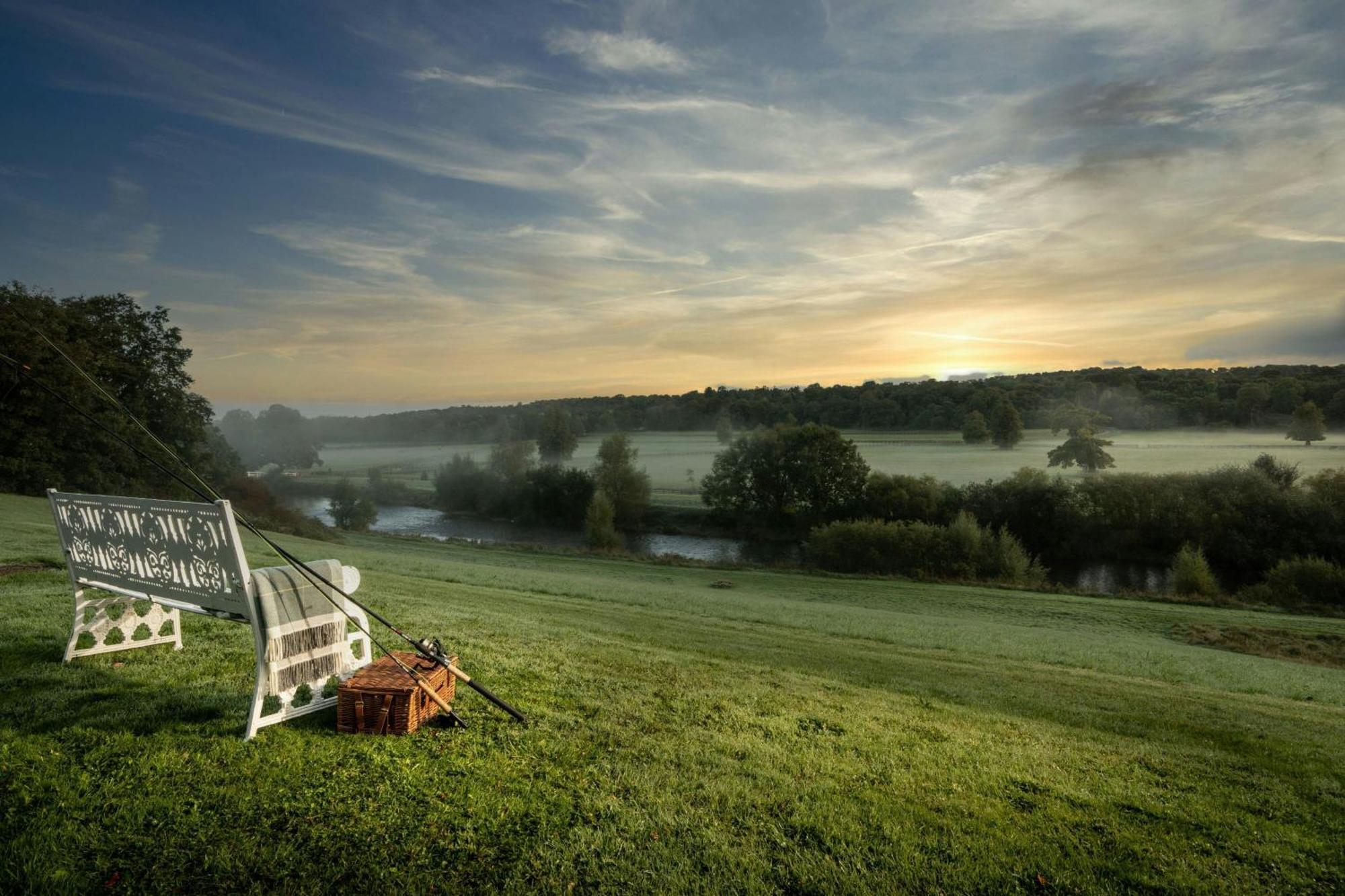 ホテル マウント ジュリエット エステート オートグラフ コレクション トマスタウン エクステリア 写真 The River Wye at the Old Bridge Inn, Bigswede